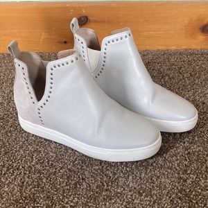 EUC Chelsea & Violet High Top Slip On Sneakers